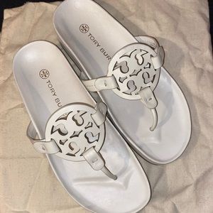 Tory Burch Miller Cloud New Ivory 8 NWOT